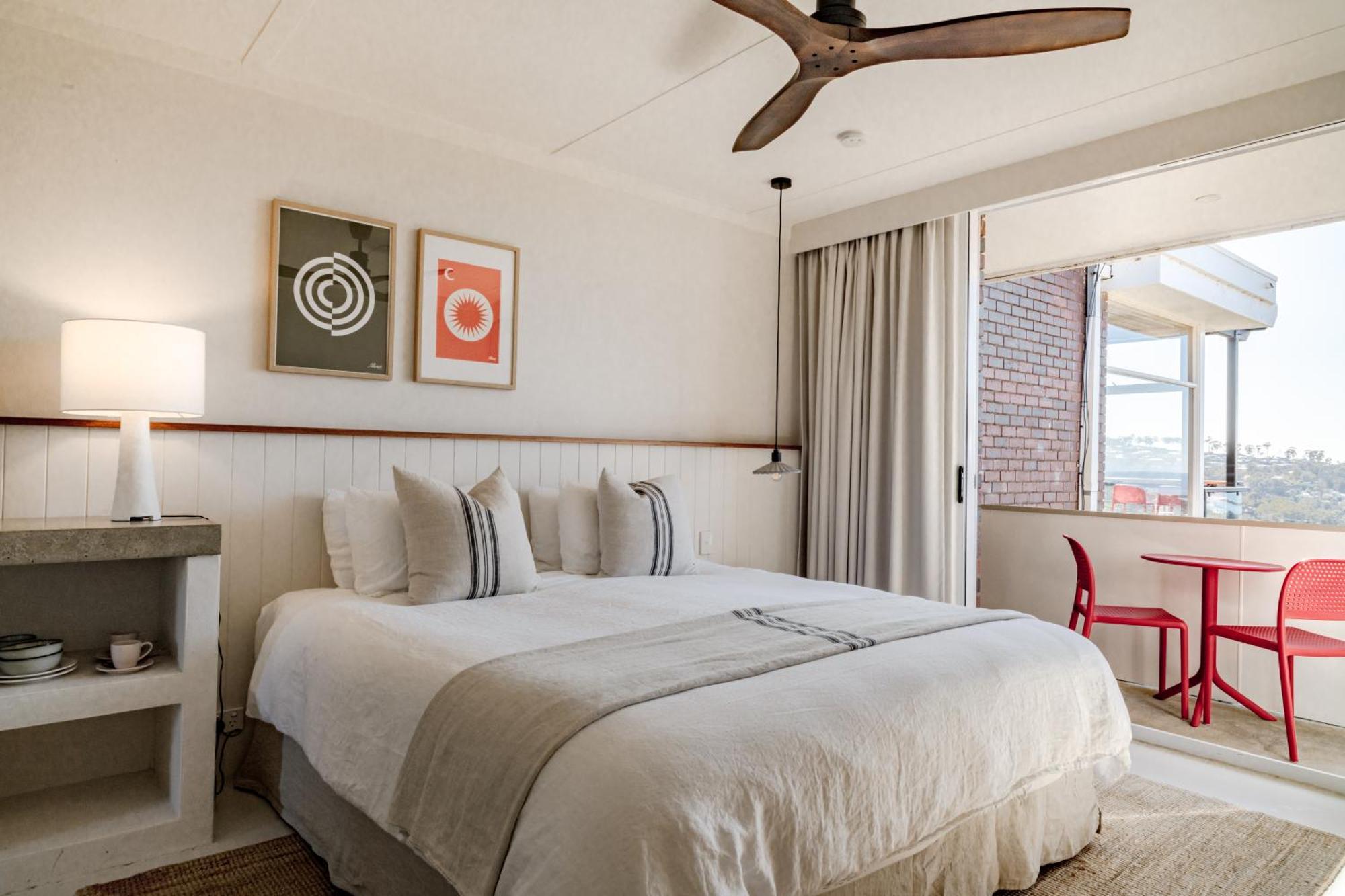 Hillcrest Motel